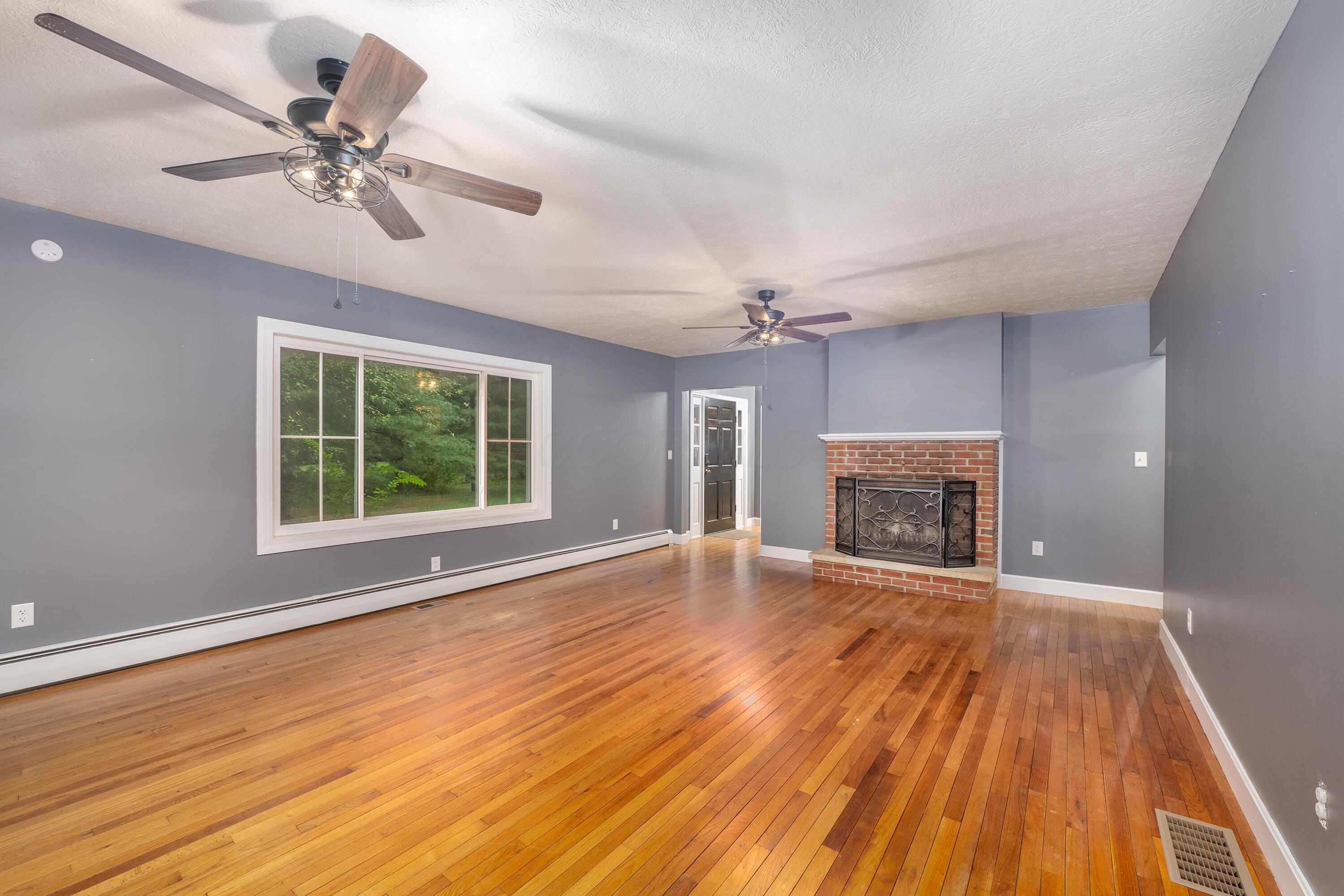 15571 Glen Road Mount Vernon, OH 43050 - Photo 8 of 43 15571Glen_10