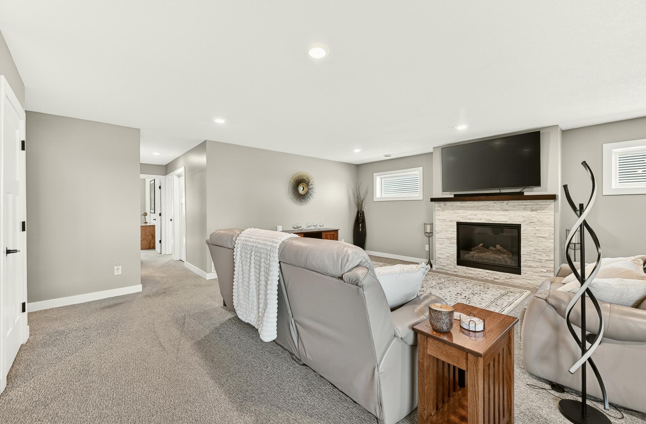 5443 Ridgeview Drive Northwest Rochester, MN 55901 - Photo 23 of 33