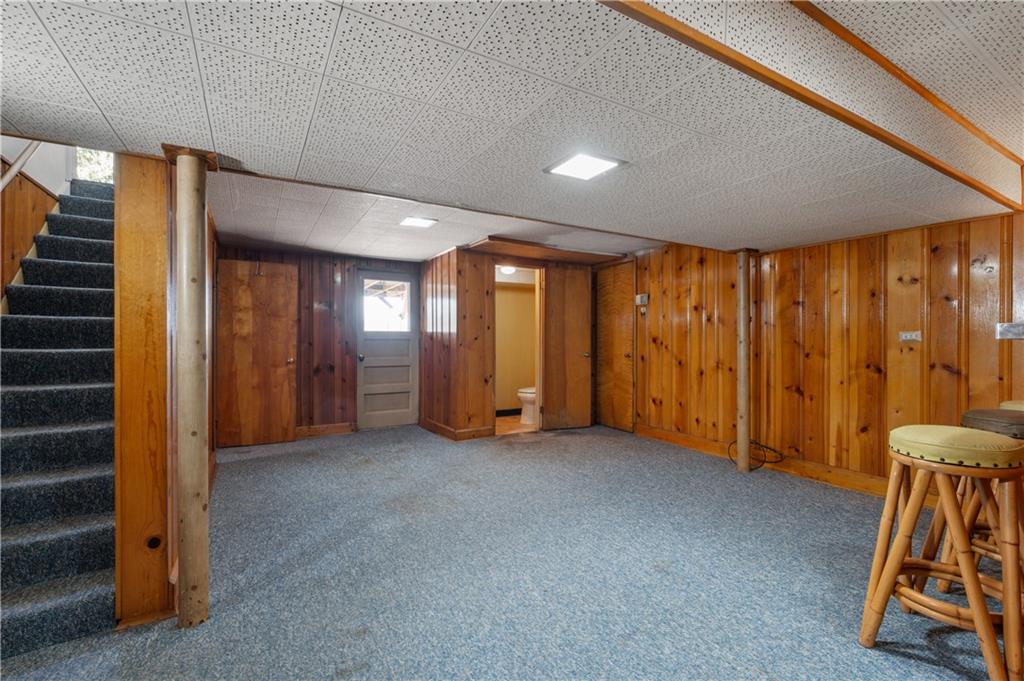 1647 Hollyrood Road Pittsburgh, PA 15227 - Photo 15 of 26 Gallery Image 15