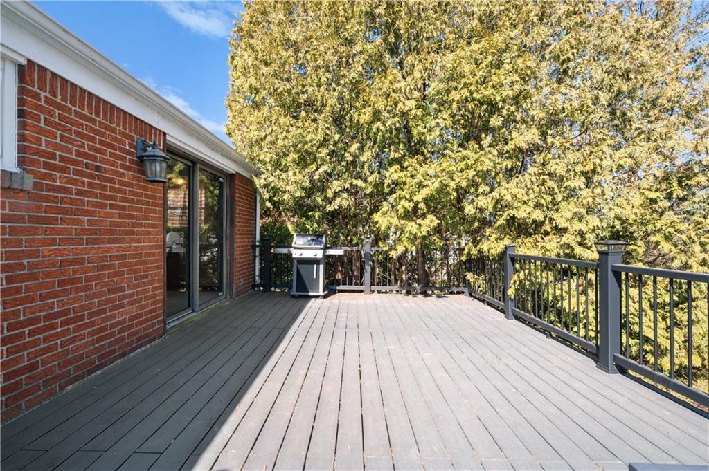 1647 Hollyrood Road Pittsburgh, PA 15227 - Photo 21 of 26 Gallery Image 21