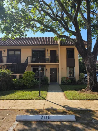 $1,850 | 5975 Forest Hill Boulevard, West Palm Beach, FL 33415