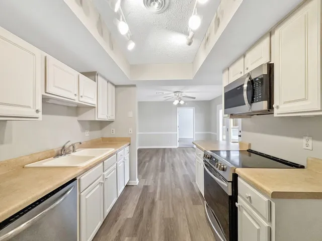 $242,000 | 904 Old Fountain Place, Hermitage, TN 37076