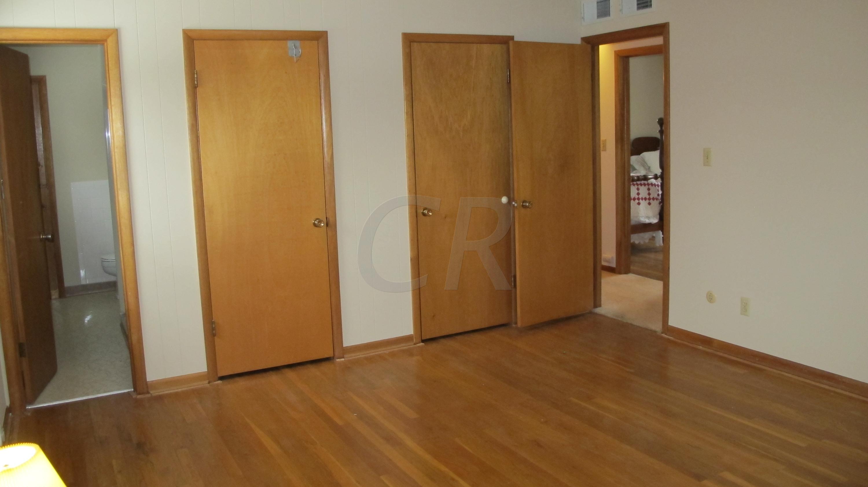 4159 Woodbridge Road Columbus, OH 43220 - Photo 17 of 27