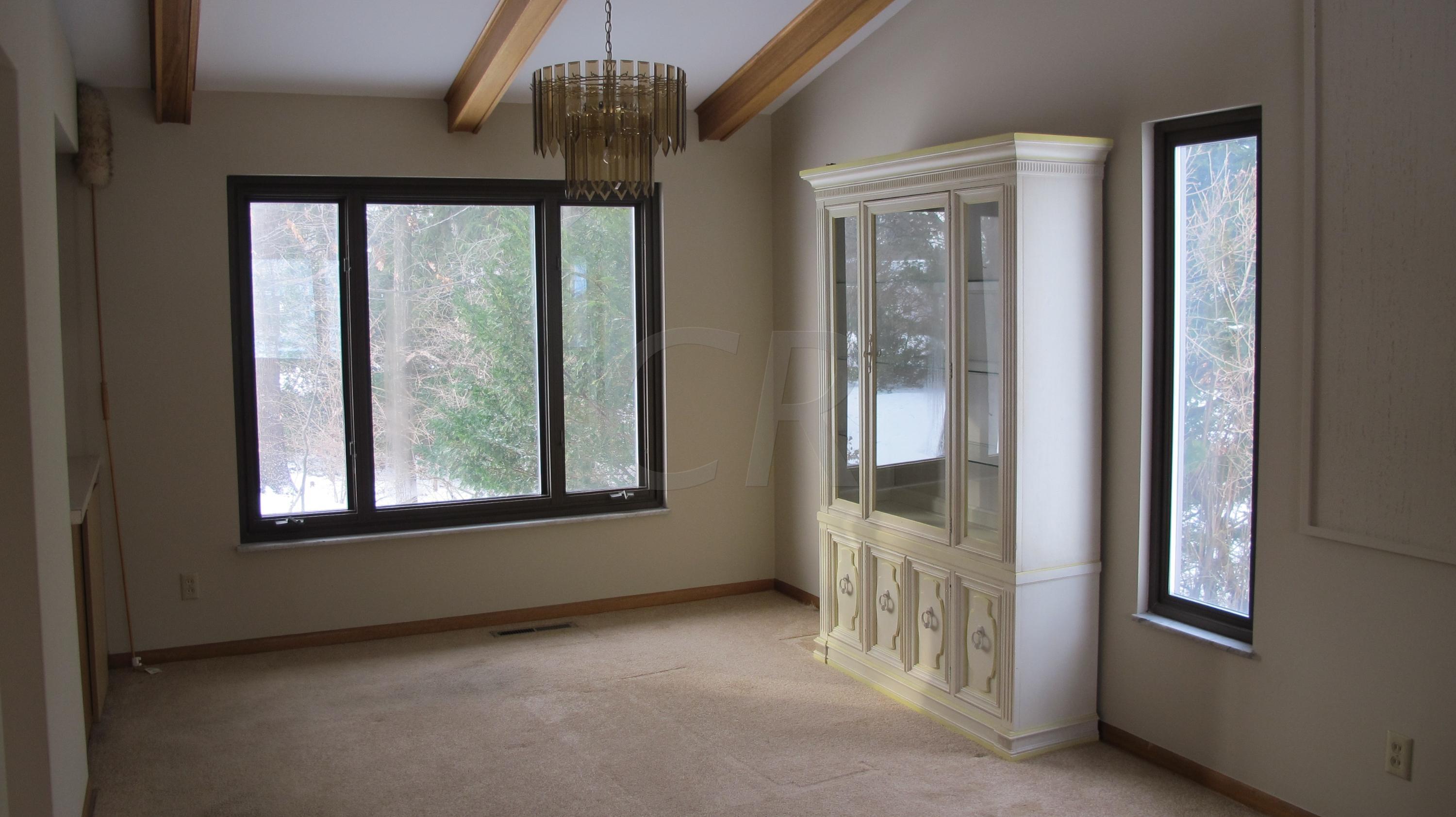 4159 Woodbridge Road Columbus, OH 43220 - Photo 5 of 27