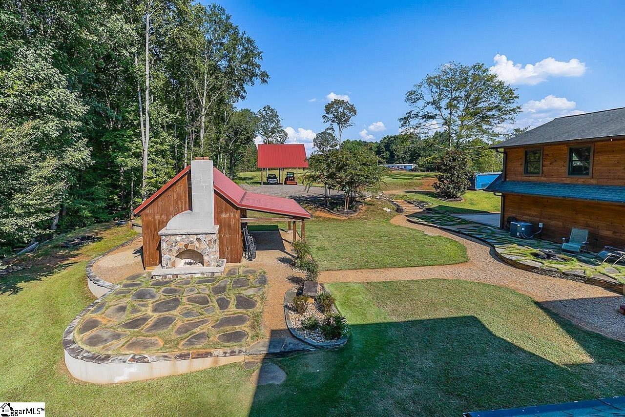 366 Cedar Road Fountain Inn, SC 29644 - Photo 3 of 36