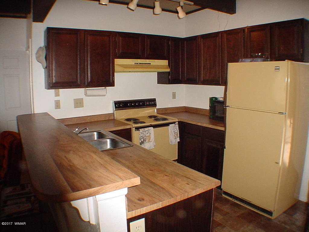 4467 Resort Loop Pinetop, AZ 85935 - Photo 12 of 43
