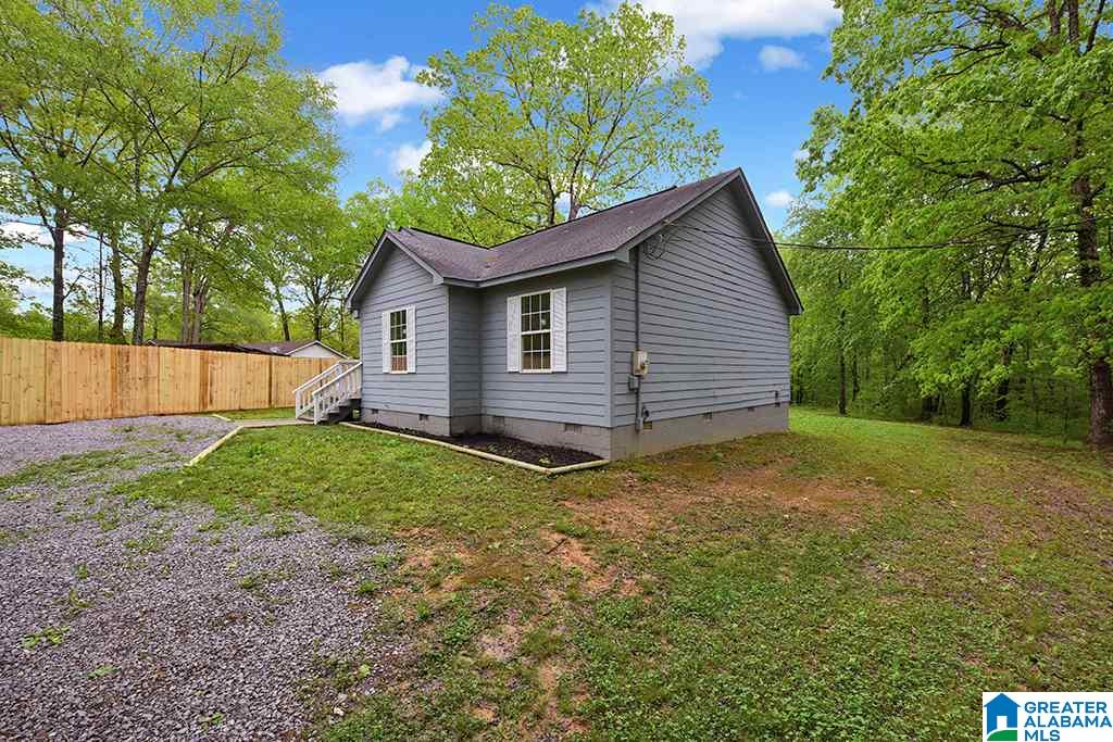 13909 B T Short Cut Off Road Vance, AL 35490 - Photo 2 of 20