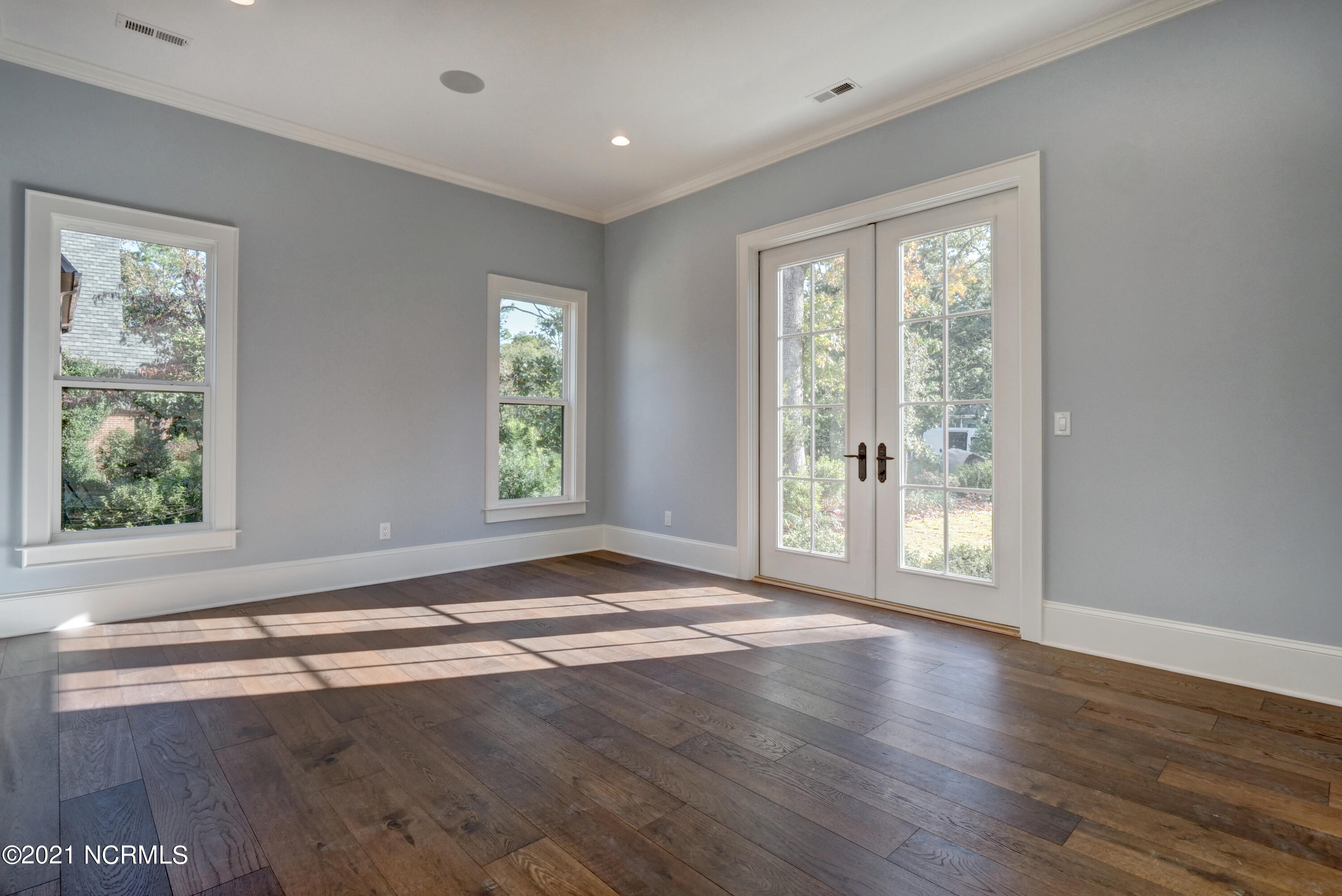 1412 Country Club Road Wilmington, NC 28403 - Photo 11 of 41 P6877334_35_36_37_38_39_40