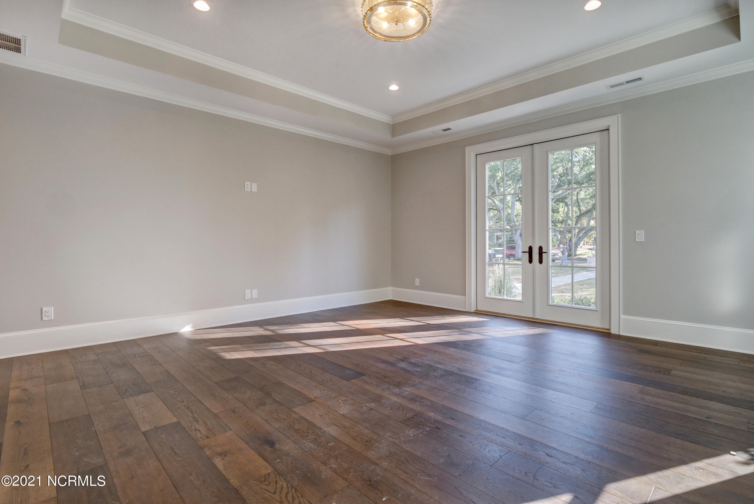 1412 Country Club Road Wilmington, NC 28403 - Photo 13 of 41 P6877363_4_5_6_7_8_9