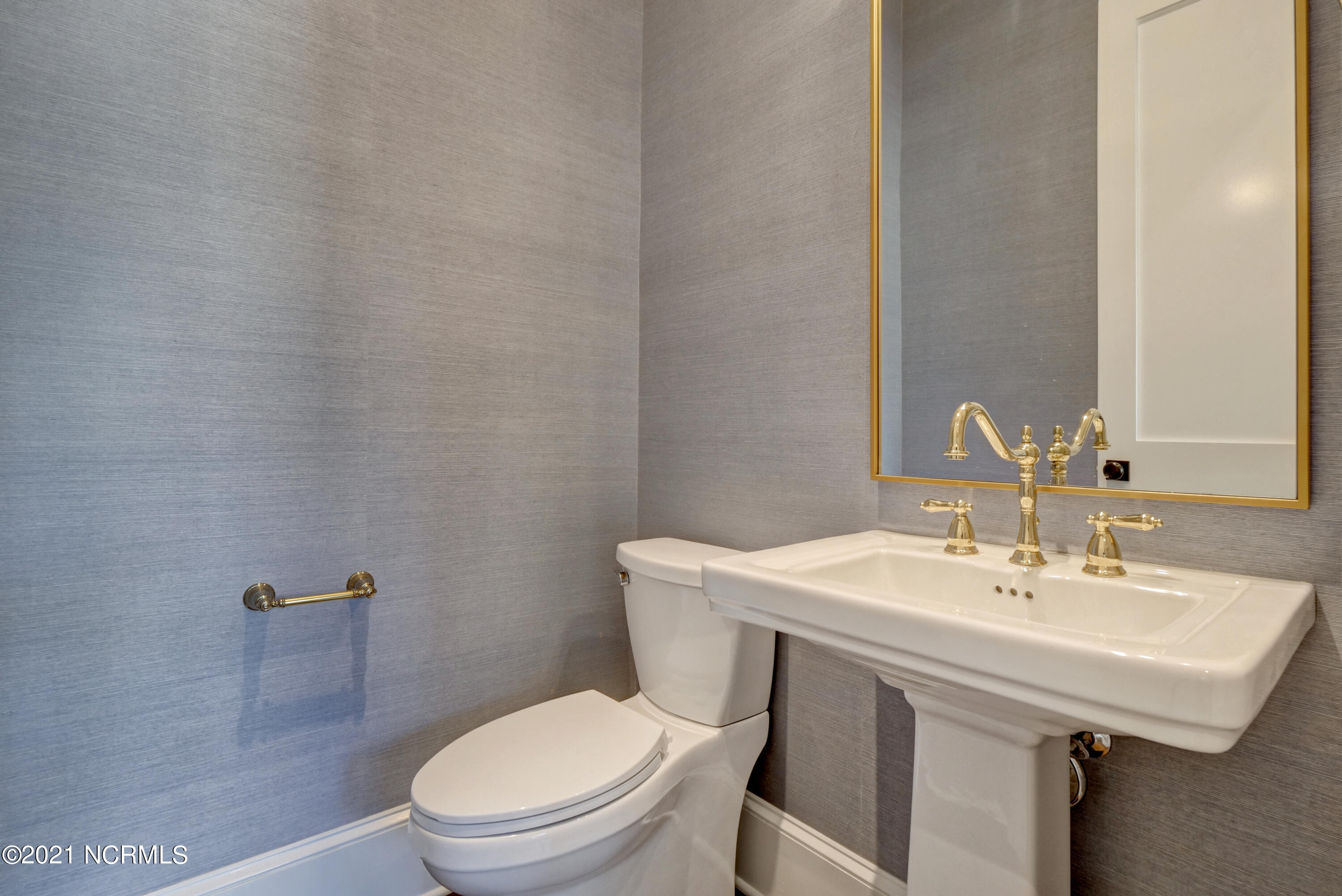 1412 Country Club Road Wilmington, NC 28403 - Photo 14 of 41 P6877370_1_2_3_4_5_6