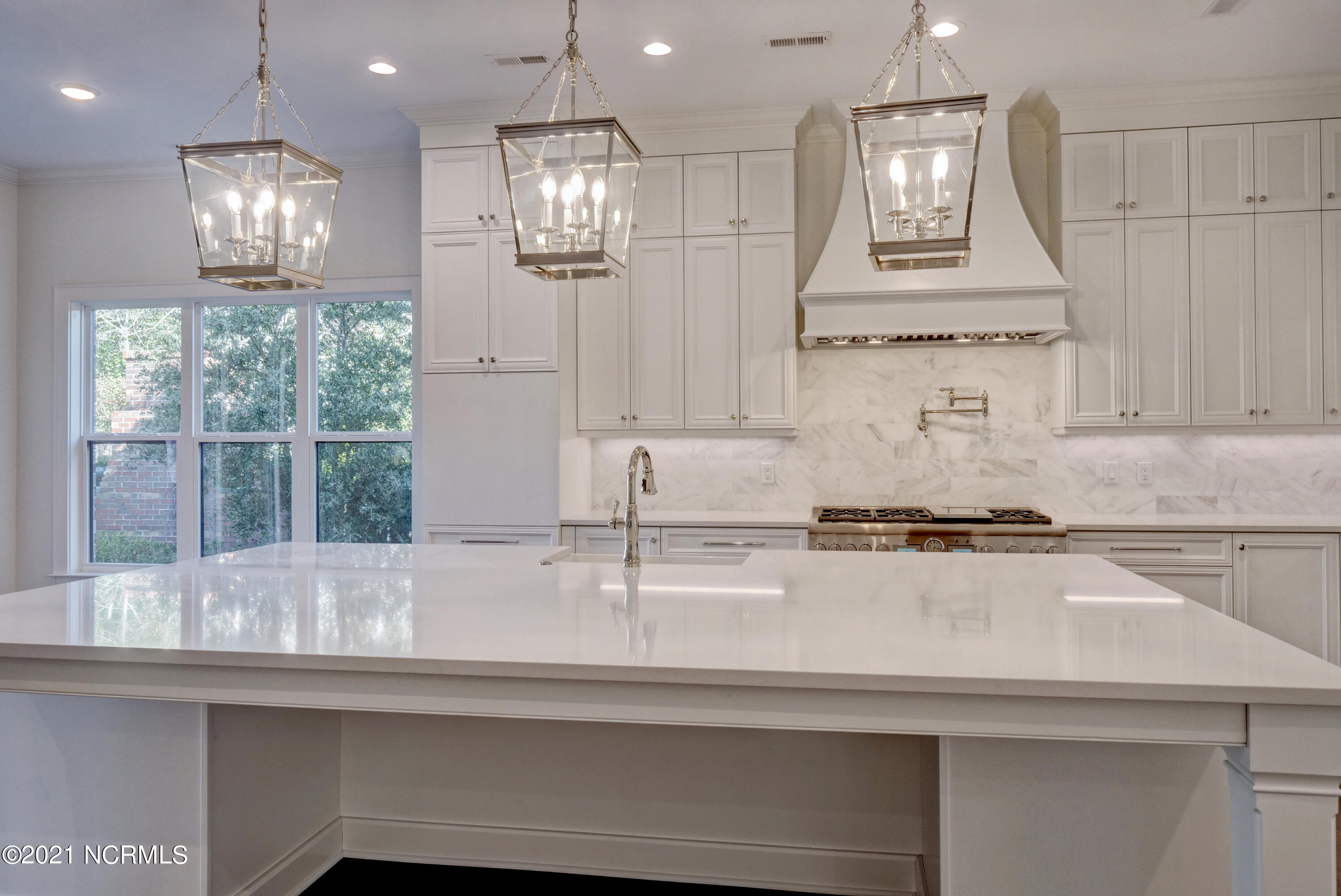 1412 Country Club Road Wilmington, NC 28403 - Photo 6 of 41 P6877271_2_3_4_5_6_7