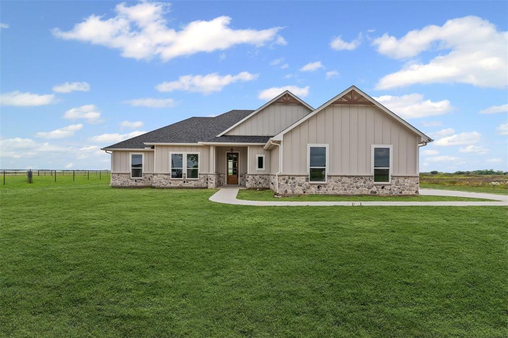 2061 Goodwyn Road Italy, TX 76651 - Photo 3 of 40 Gallery Image 3