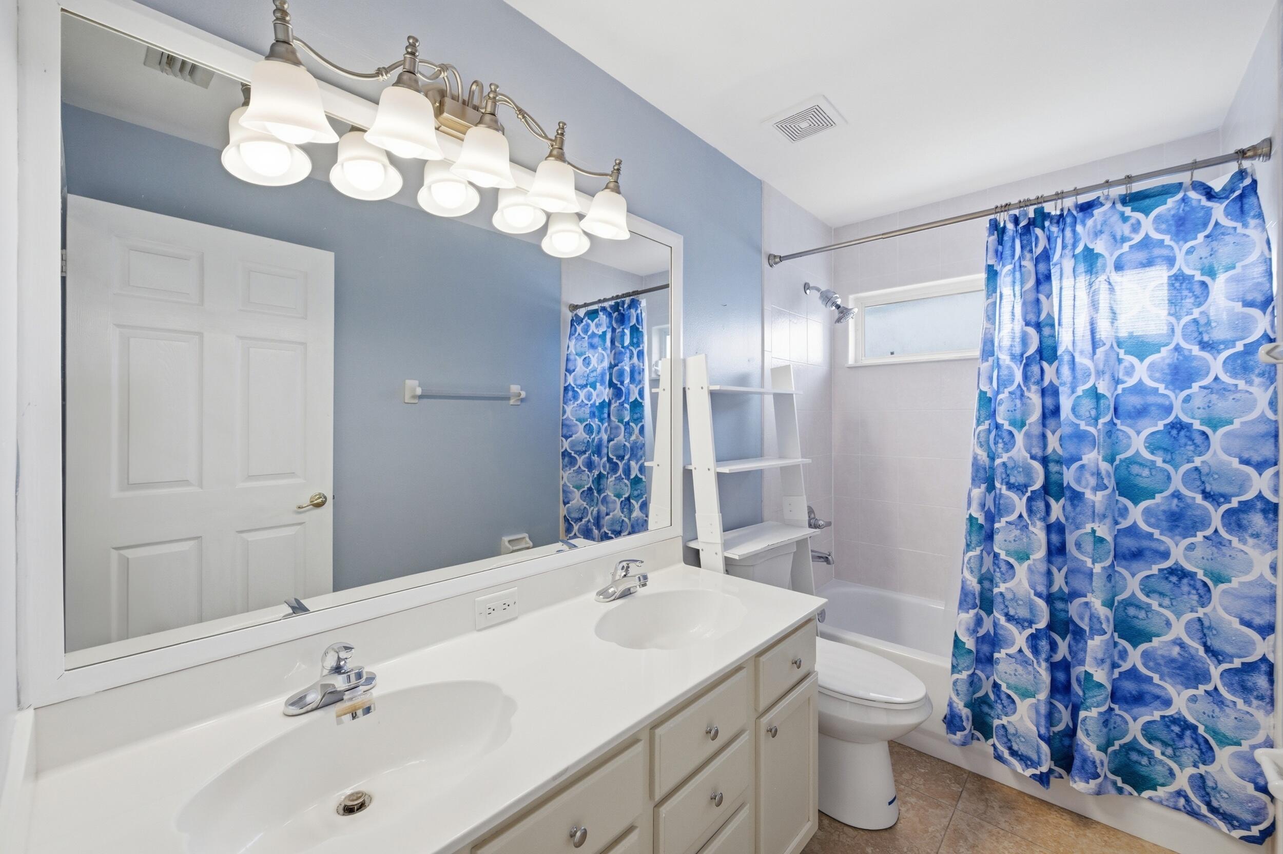 6141 Michael Street Jupiter, FL 33458 - Photo 12 of 19 21__dsc1848