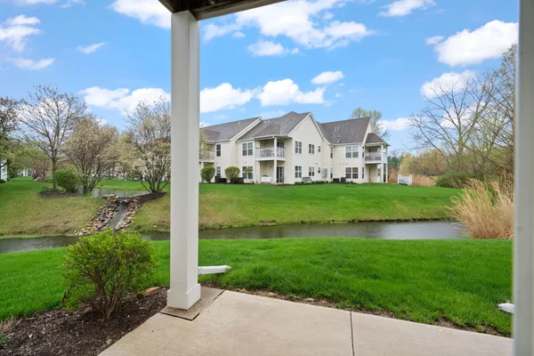 $205,000 | 955 Misty Glen Drive, Valparaiso, IN 46385