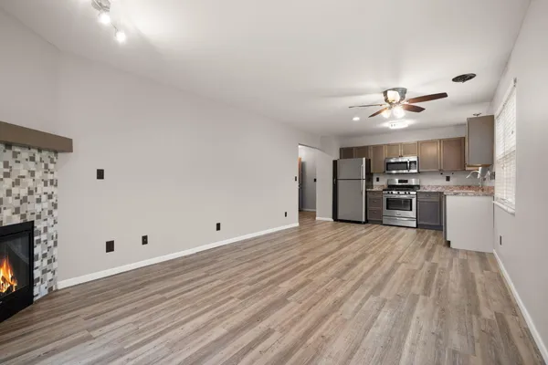 $205,000 | 955 Misty Glen Drive, Valparaiso, IN 46385