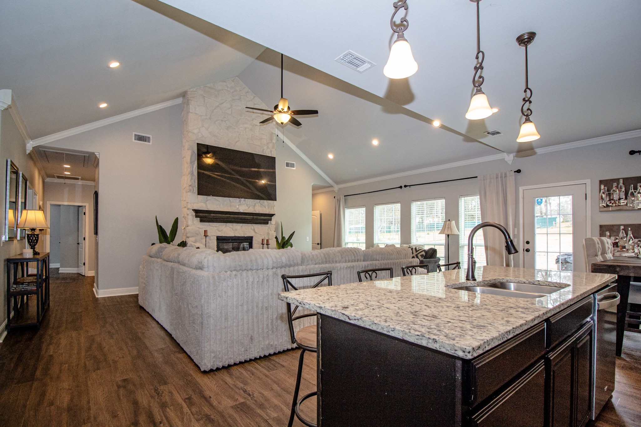 365 Running Deer Road Grapeland, TX 75844 - Photo 7 of 34