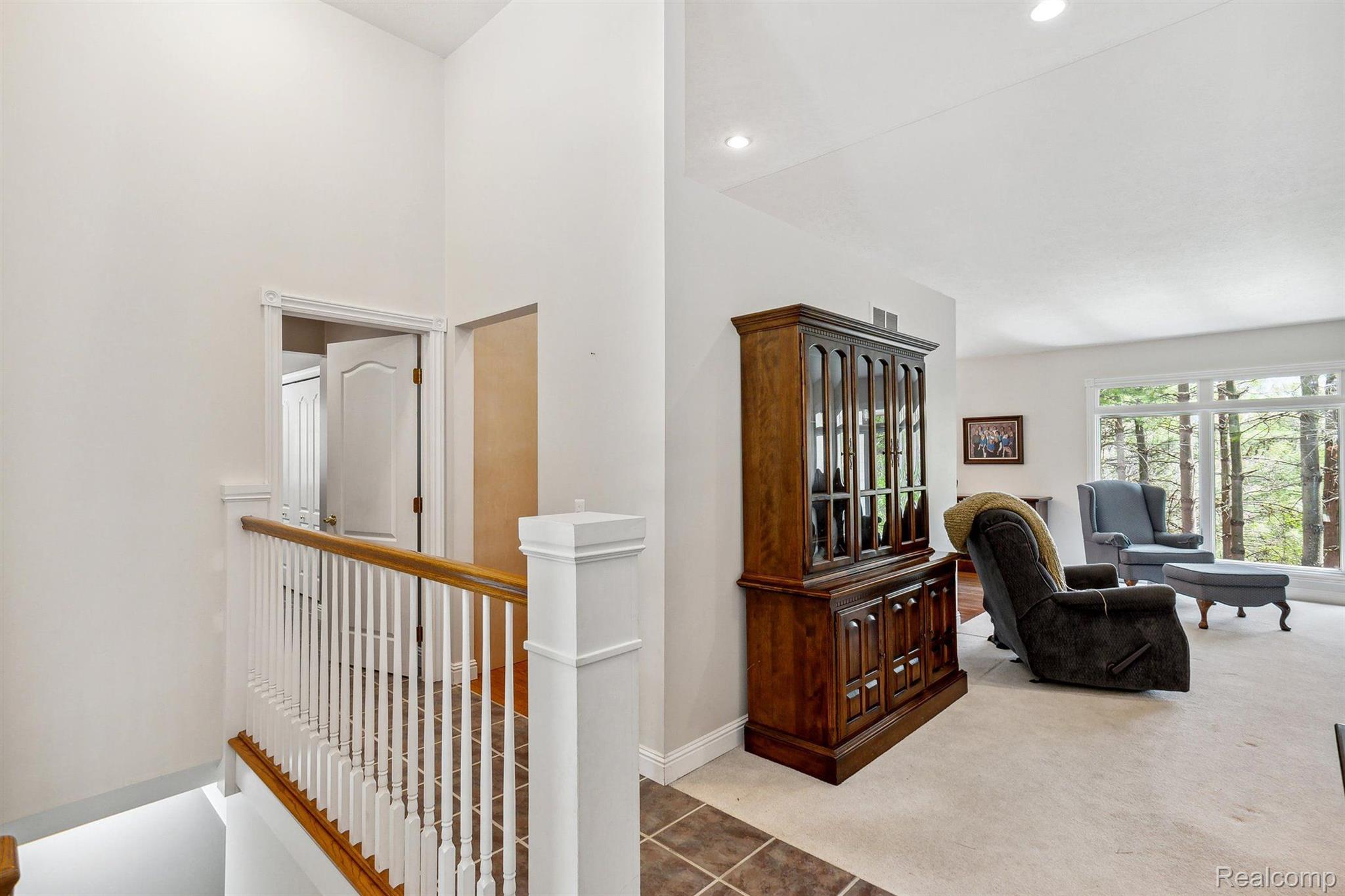 930 Gulley Road Howell, MI 48843 - Photo 6 of 44 Gallery Image 6