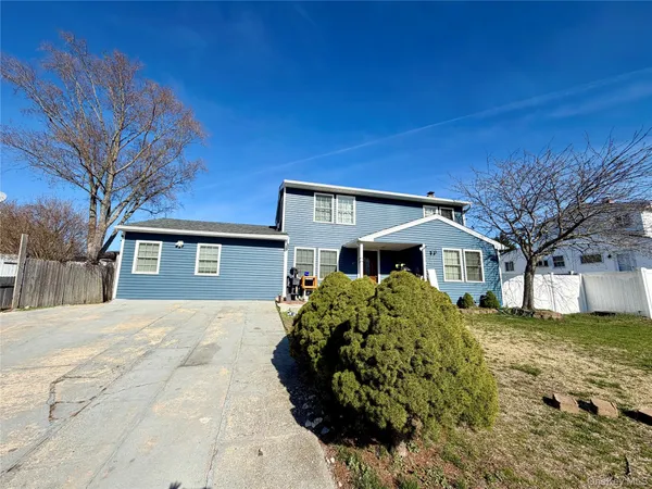 $739,999 | 47 College Road, Selden, NY 11784