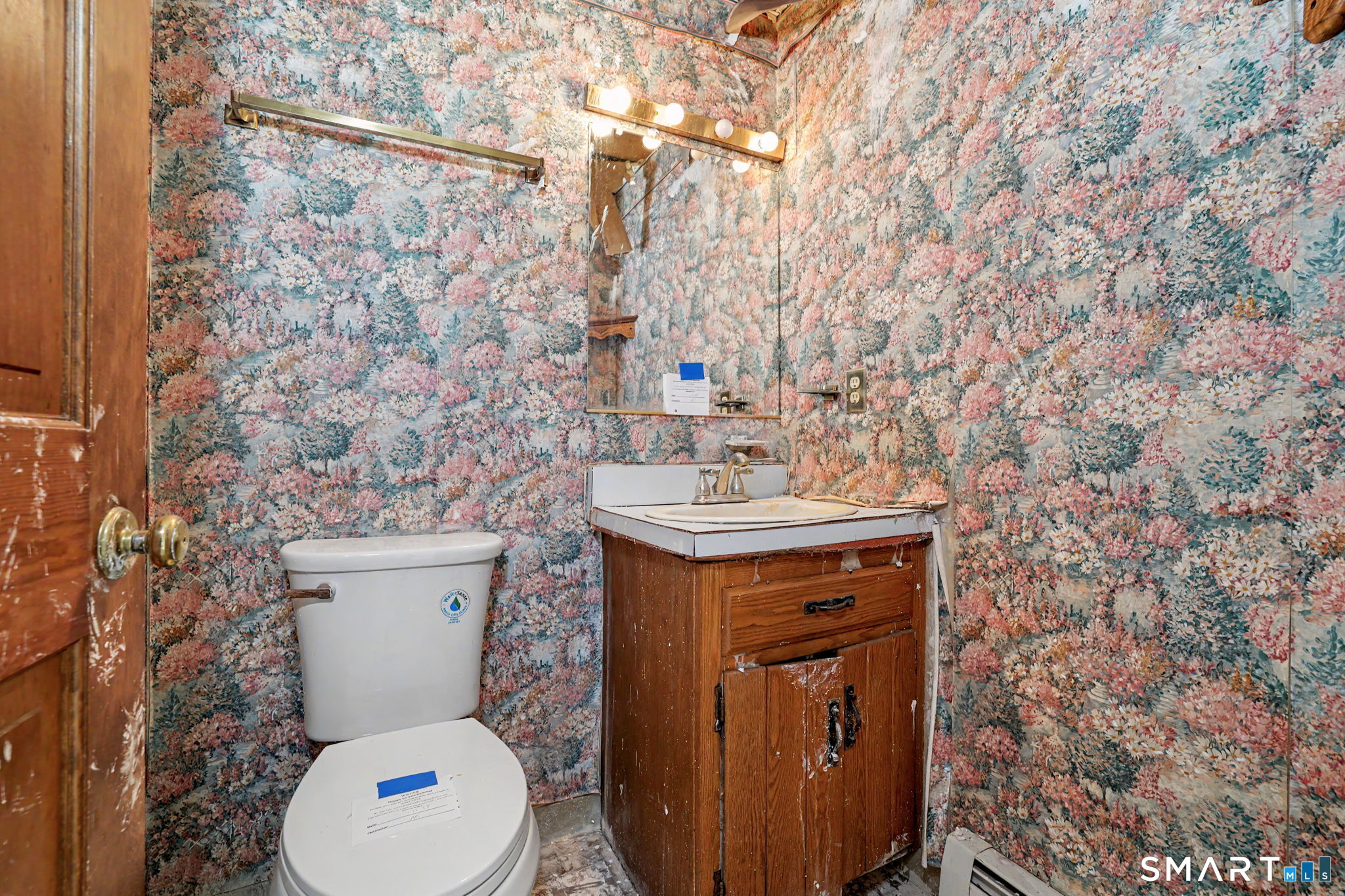 111 Daisy Circle Bristol, CT 06010 - Photo 31 of 40