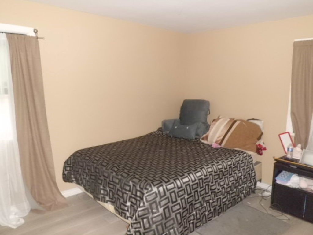524 Howard Road Gates, NY 14624 - Photo 15 of 29
