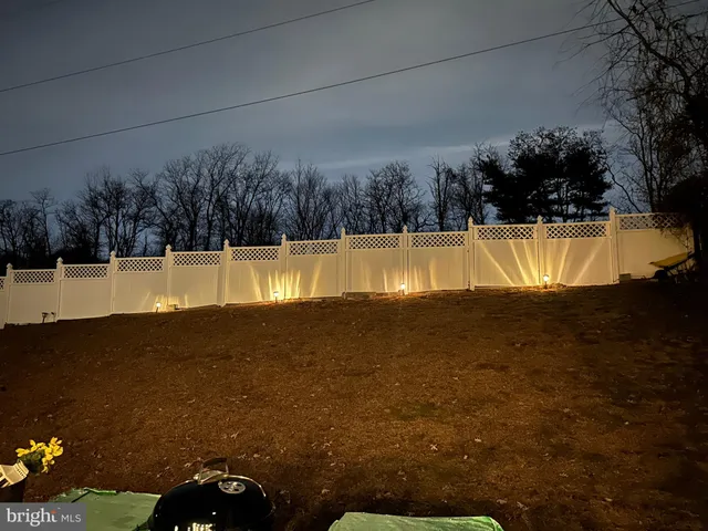 $375,000 | 76 Willow Cedar Way, Blackwood, NJ 08012