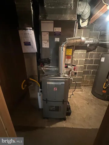 $375,000 | 76 Willow Cedar Way, Blackwood, NJ 08012