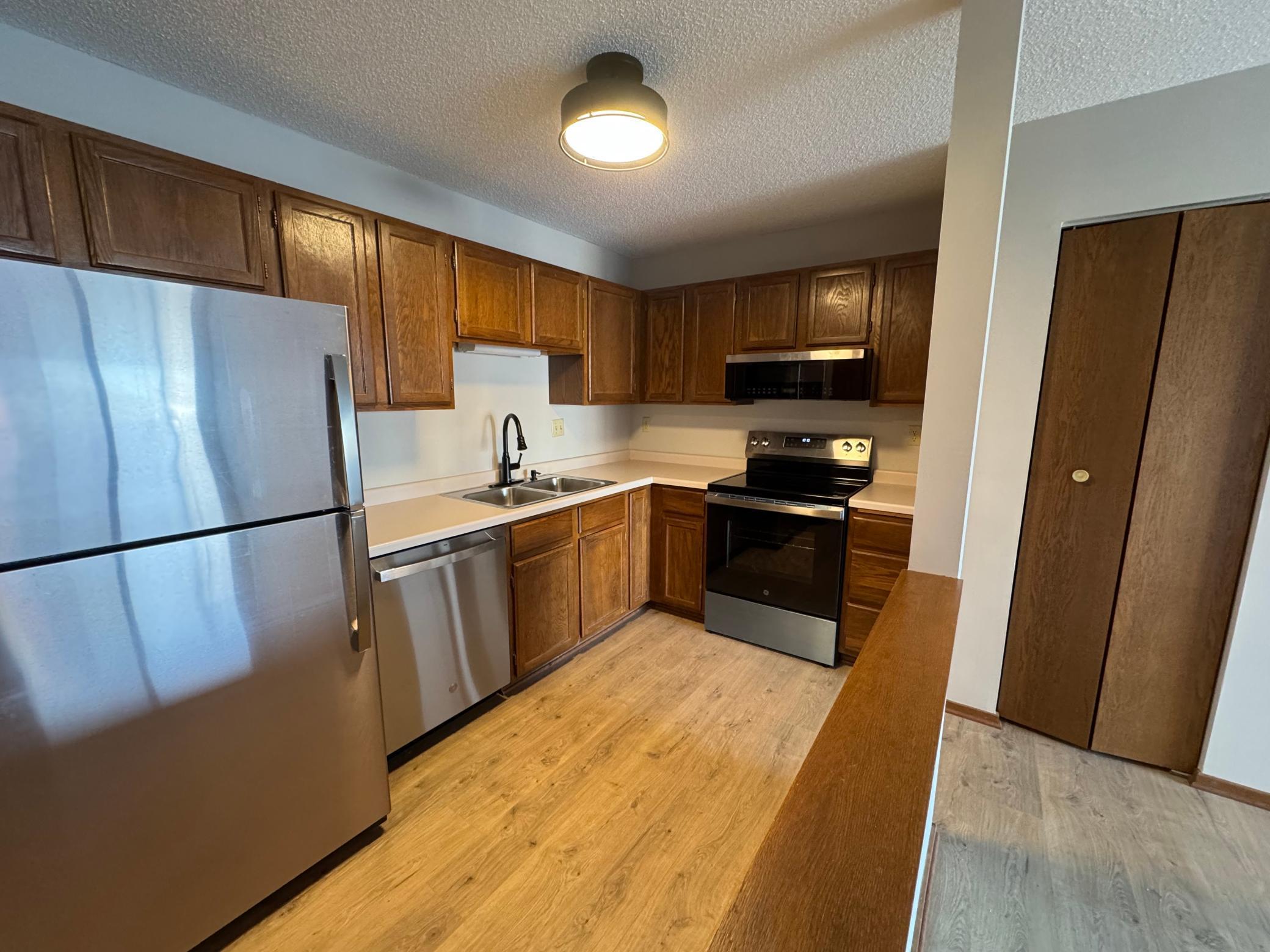 66 9th Street East, Unit 1210 St. Paul, MN 55101 - Photo 7 of 21