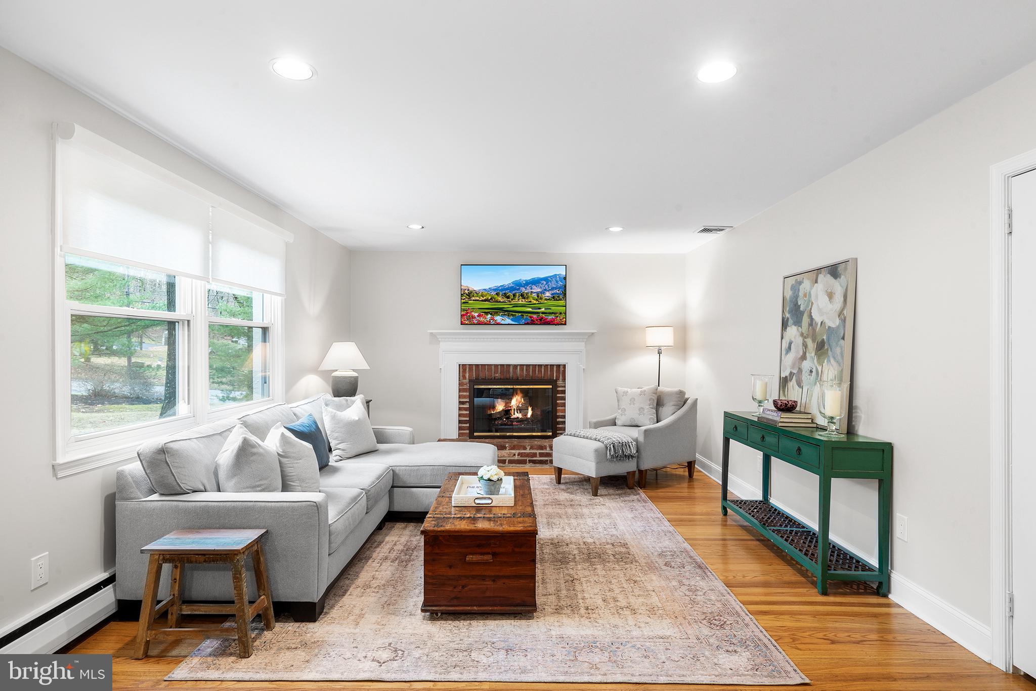 694 Allen Lane Devon, PA 19333 - Photo 15 of 35 Wood Burning Fireplace