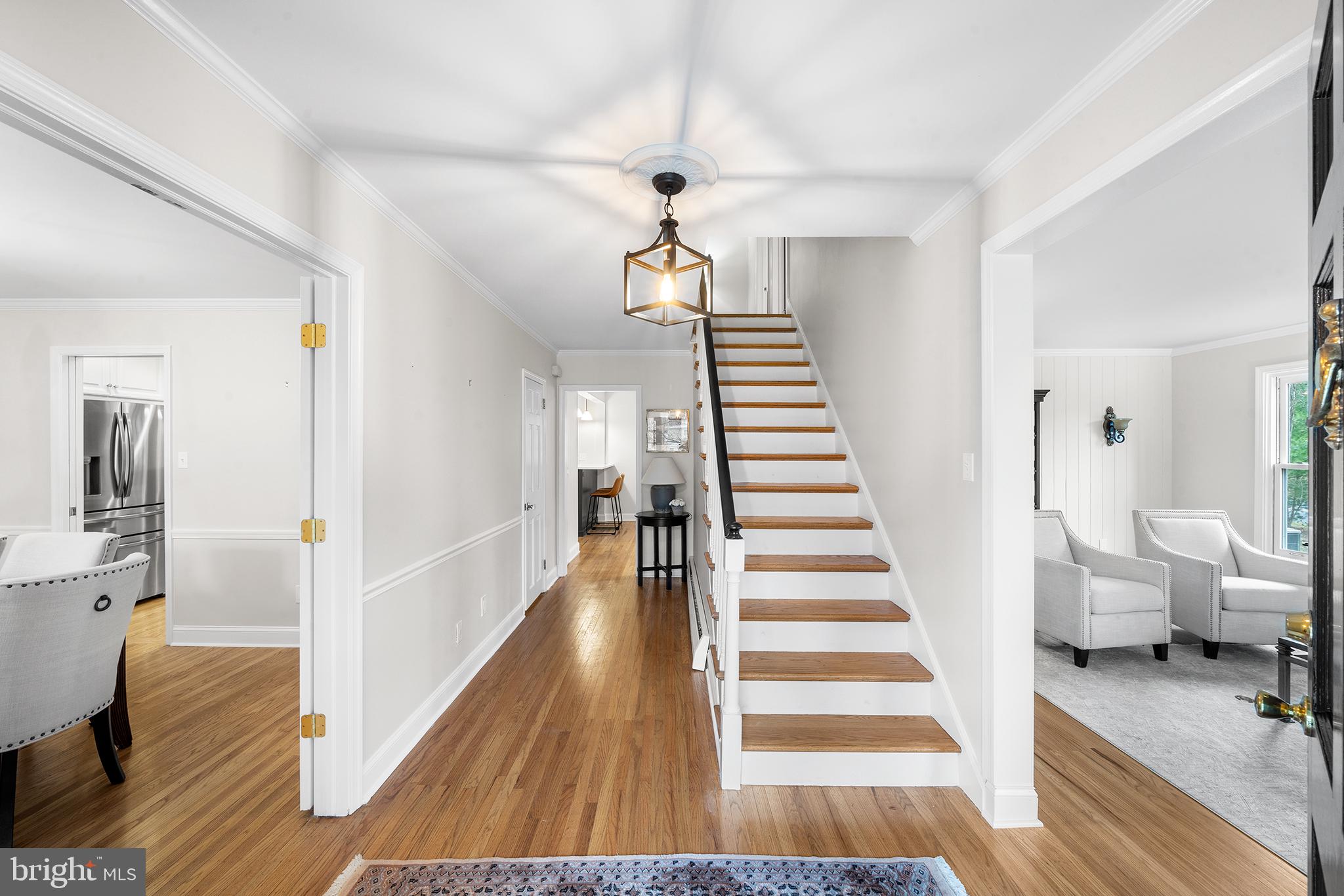 694 Allen Lane Devon, PA 19333 - Photo 3 of 35 Traditional Center Home Colonial