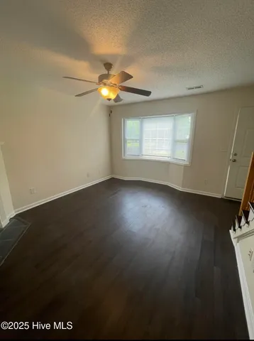 $1,125 | 2104 Flagstone Court, Unit A1, Greenville, NC 27834