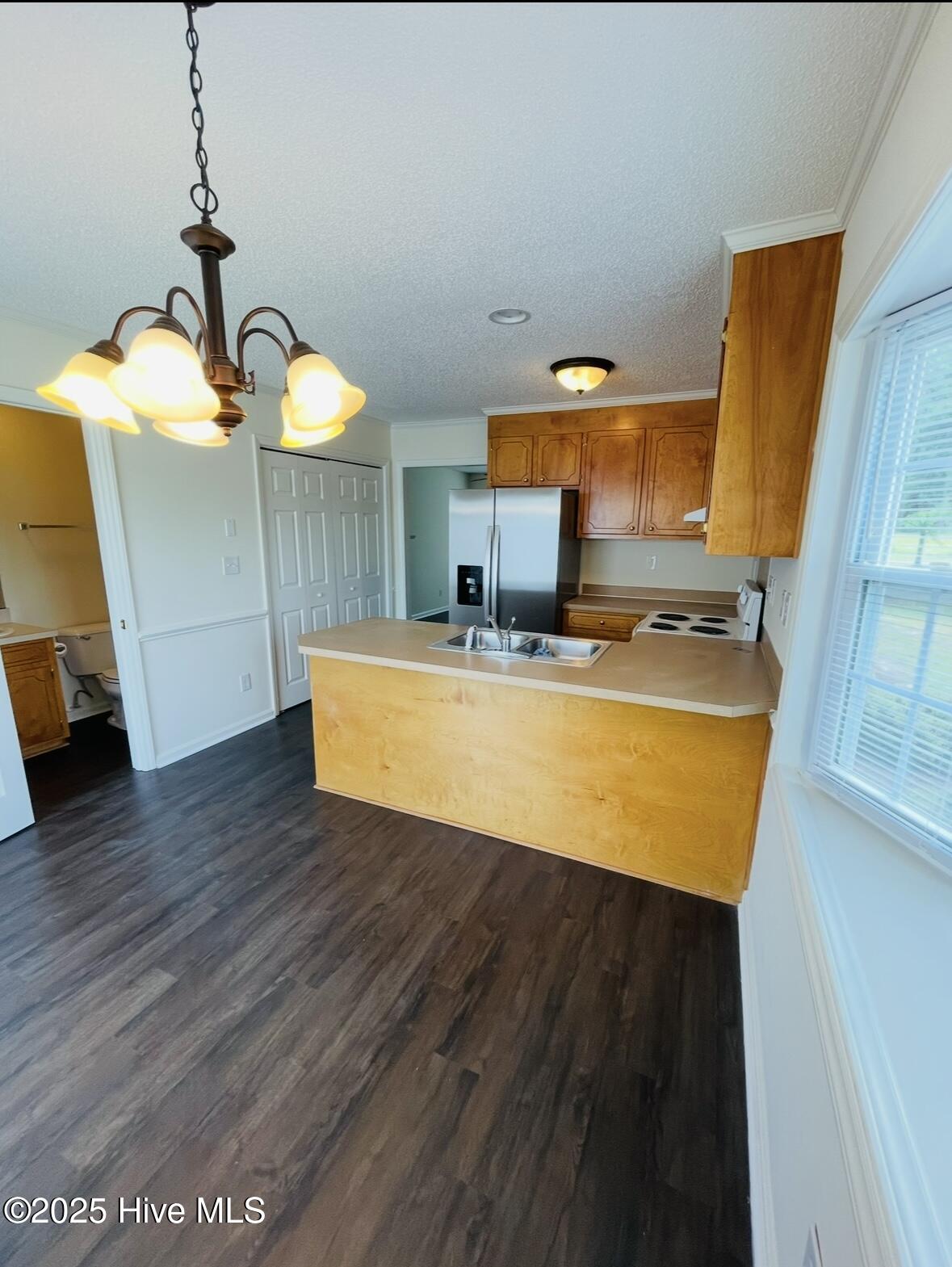 2104 Flagstone Court, Unit A1 Greenville, NC 27834 - Photo 6 of 17 IMG_3465