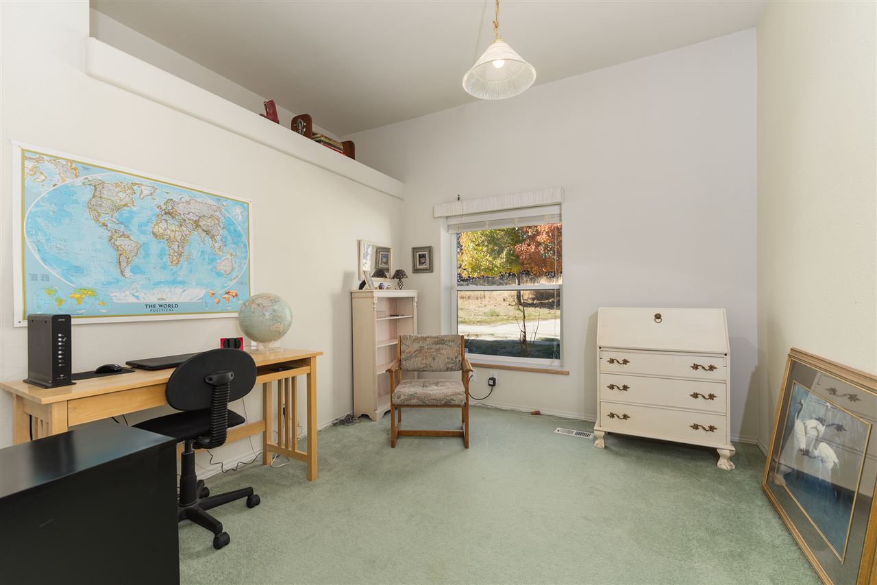 4401 East Farwell Road Mead, WA 99021 - Photo 12 of 20 Gallery Image 12