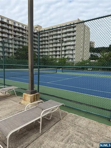 $2,800 | 1055 River Road, Unit 502S, Edgewater, NJ 07020