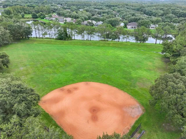 $589,900 | 9334 Hampshire Park Drive, Tampa, FL 33647