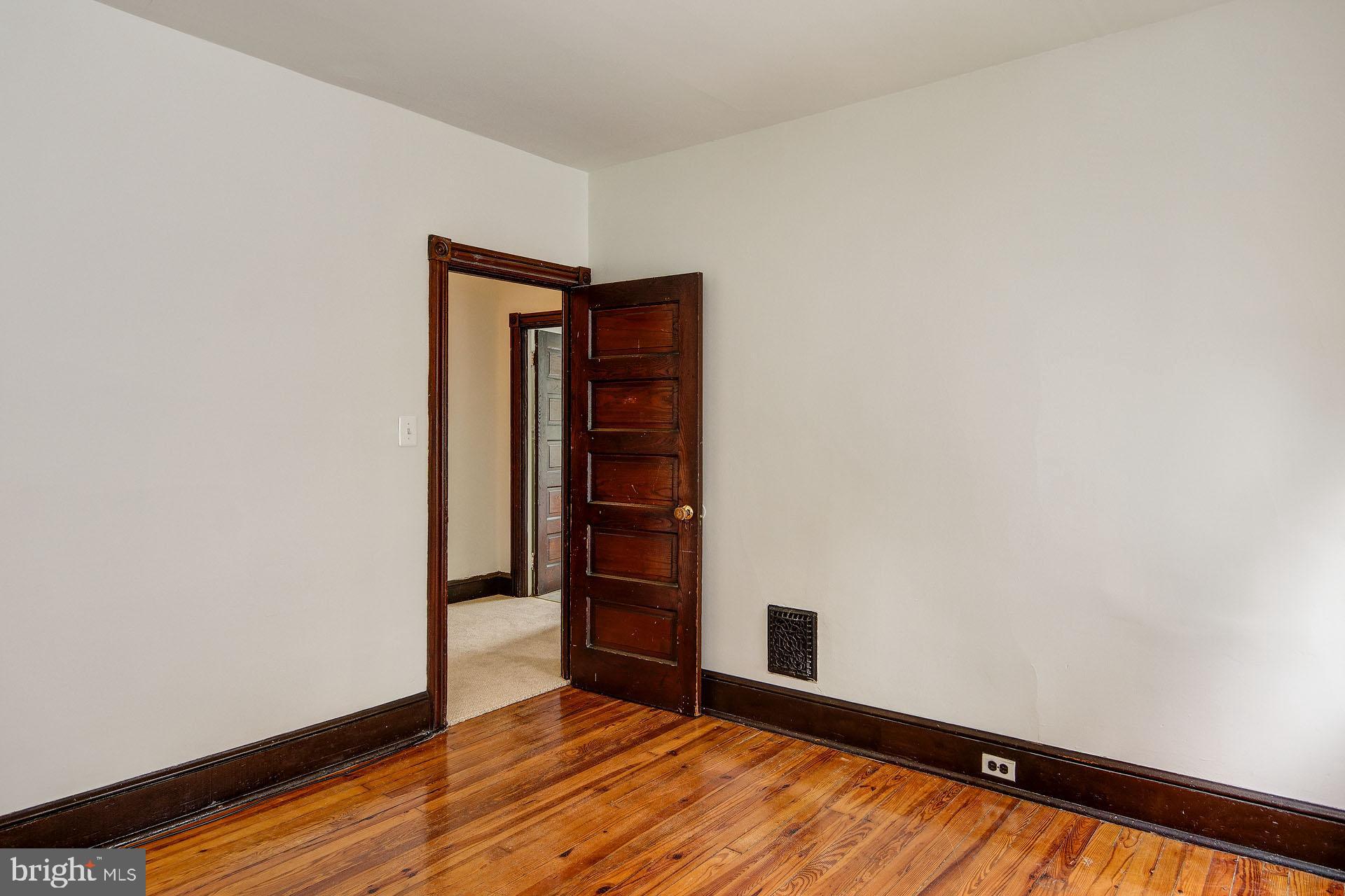 38 Walnut Street Haddonfield, NJ 08033 - Photo 25 of 33