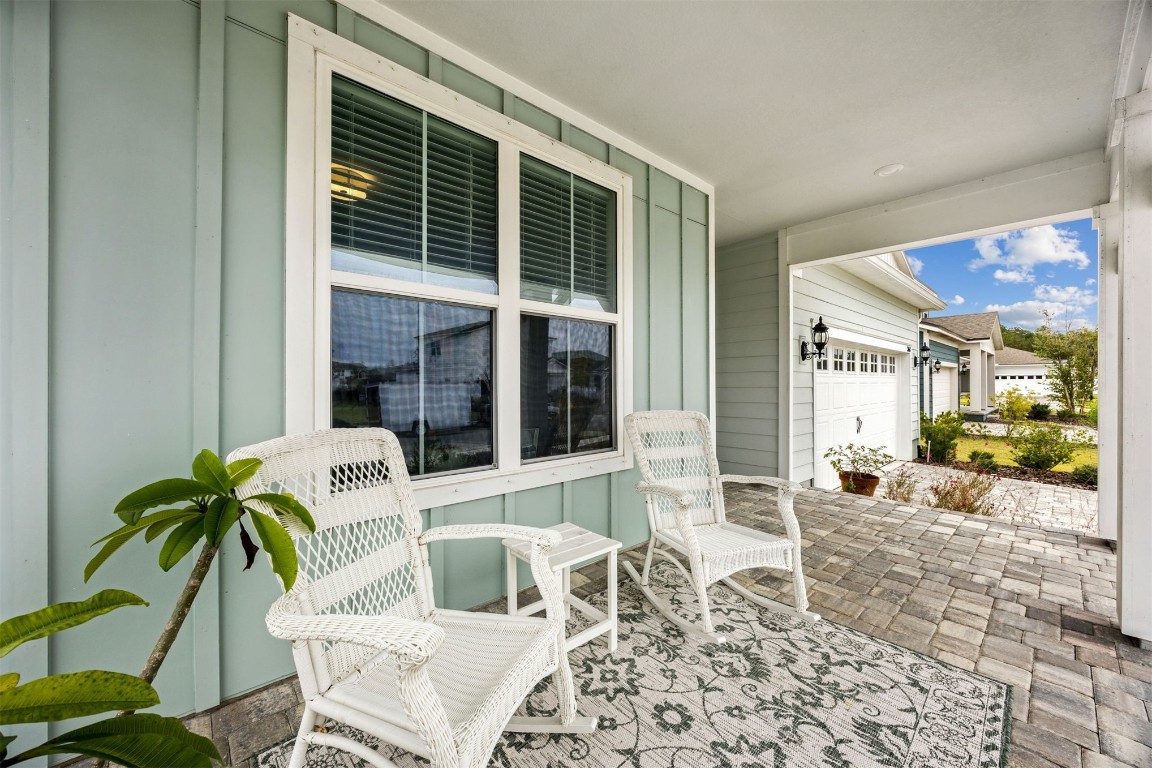 368 Muhly Grass Street Yulee, FL 32097 - Photo 4 of 60 a living room with furniture