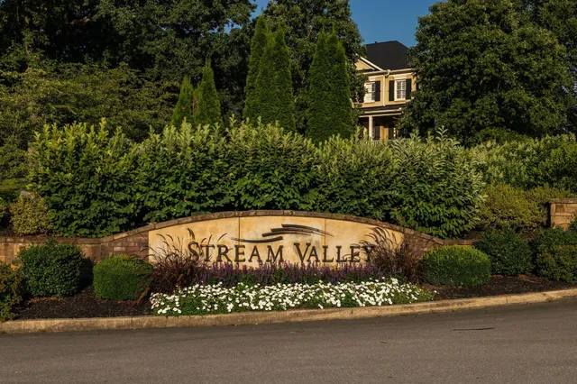 $950,000 | 6050 Huntmere Avenue, Franklin, TN 37064