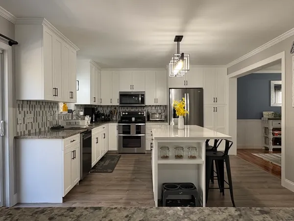 $689,900 | 683 North W Main Street, Douglas, MA 01516