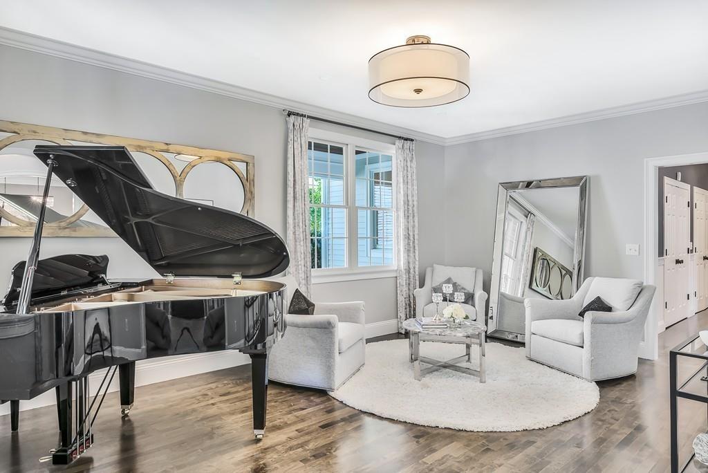 27 Sherman Street Lexington, MA 02420 - Photo 3 of 42