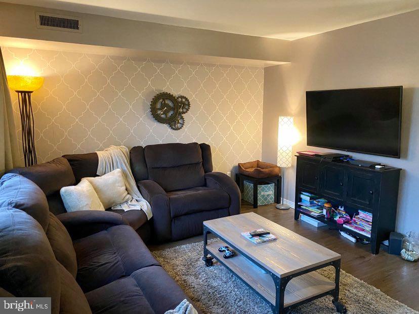 517 Mountain View Road Middletown, PA 17057 - Photo 2 of 21 Gallery Image 2
