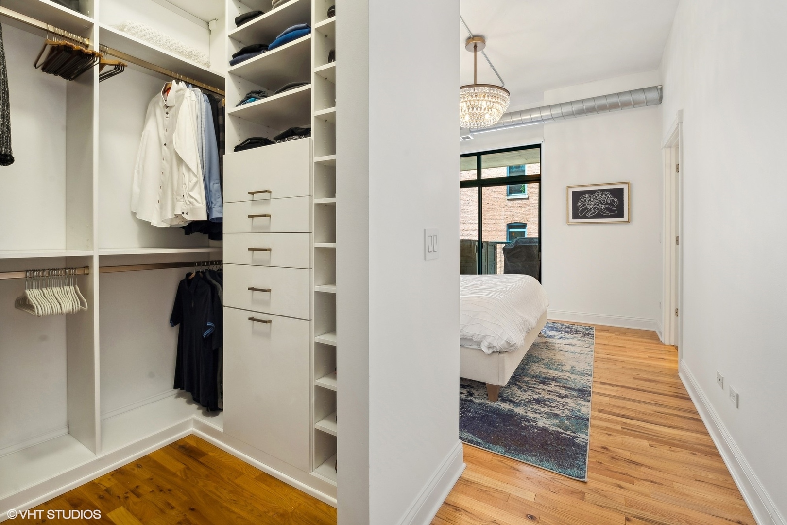 910 West Madison Street, Unit 608 Chicago, IL 60607 - Photo 10 of 15 a view of walk in closet