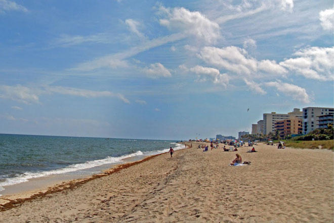 1627 Riverview Road, Unit 514 Deerfield Beach, FL 33441 - Photo 34 of 40 Walk To The Beach!