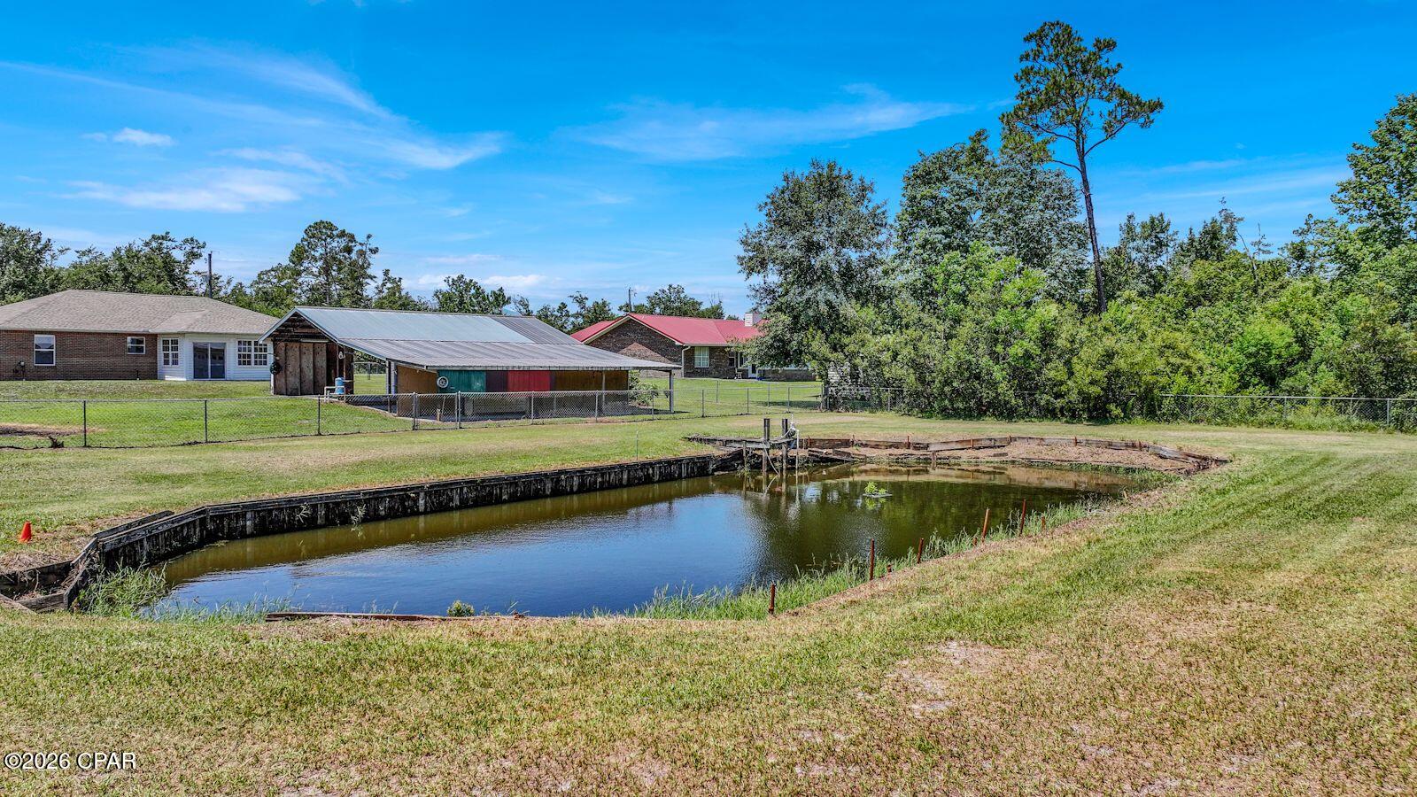 2831 Maulden Road Southport, FL 32409 - Photo 2 of 30