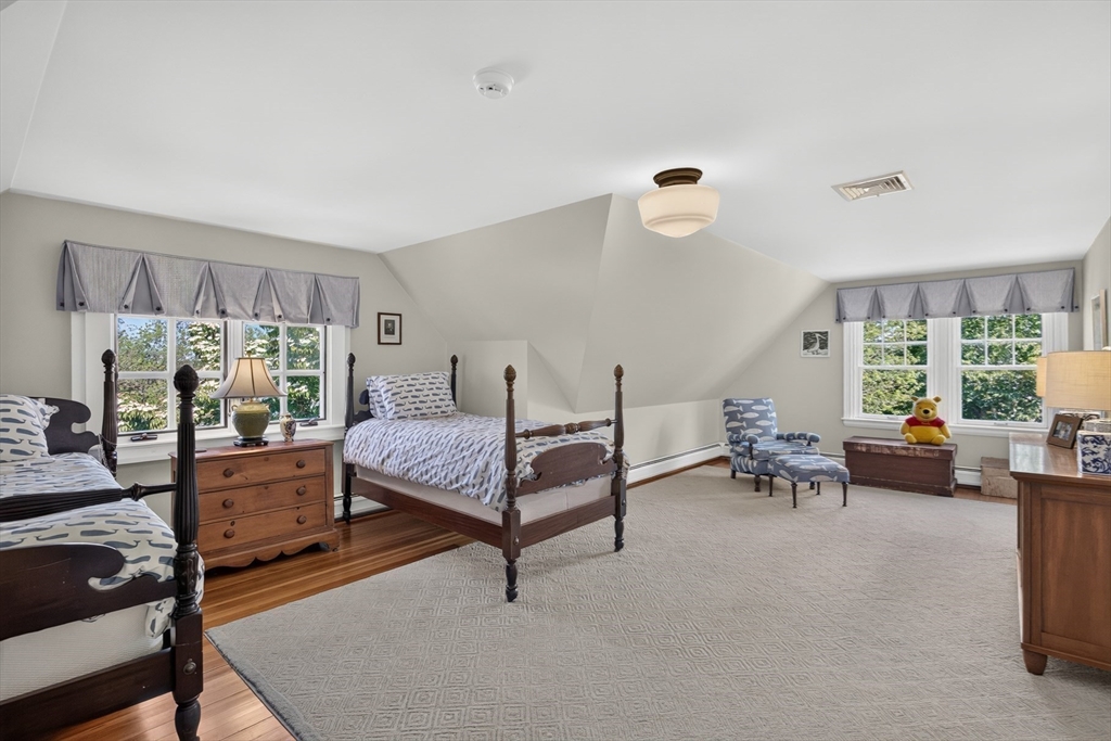 72 Water Street Marion, MA 02738 - Photo 30 of 42