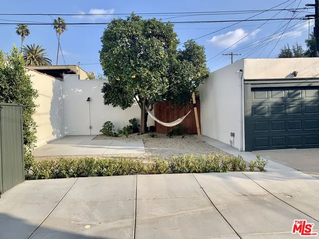 $5,100 | 1180 South Tremaine Avenue, Los Angeles, CA 90019