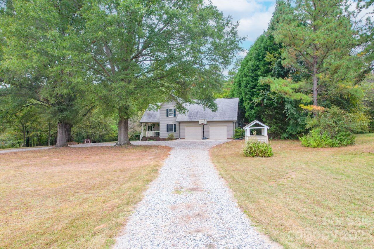 180 Hidden Valley Road Salisbury, NC 28147 - Photo 3 of 48 Gallery Image 3