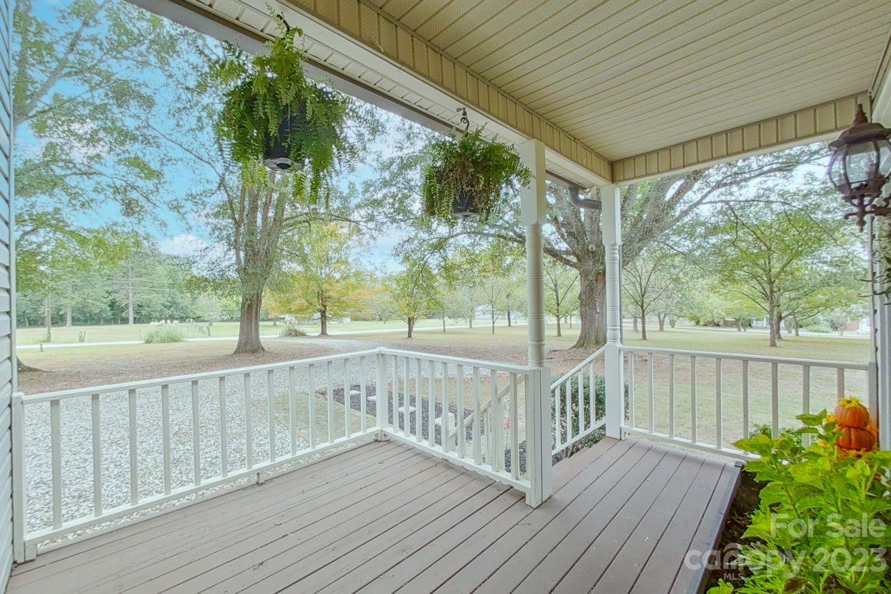 180 Hidden Valley Road Salisbury, NC 28147 - Photo 5 of 48 Gallery Image 5
