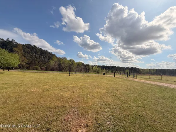 $225,000 | 573 Alred Road, Coldwater, MS 38618