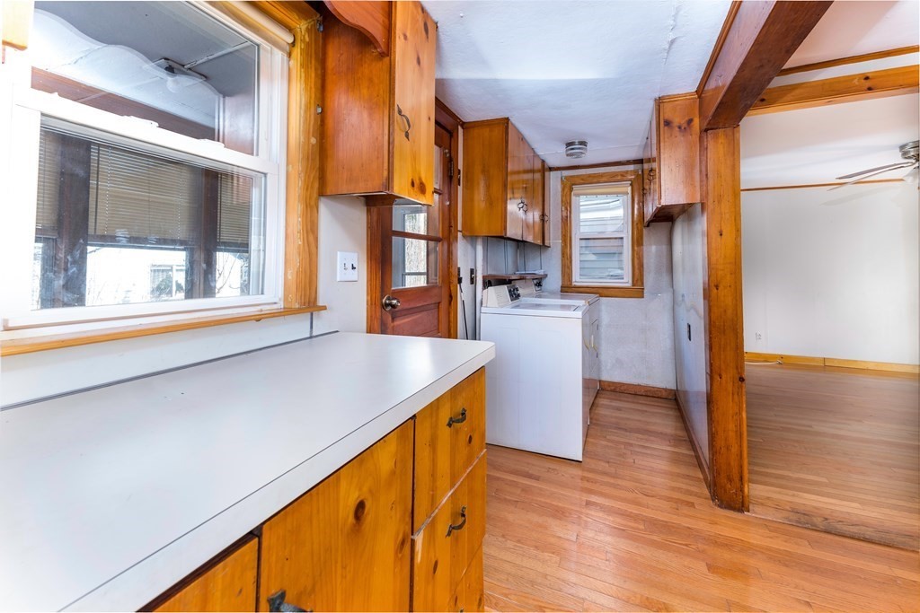 10 English Road Holbrook, MA 02343 - Photo 4 of 15