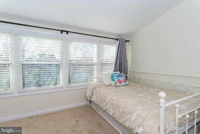 $2,000 | 131 Newport Bay Drive, Unit 2, Ocean City, MD 21842